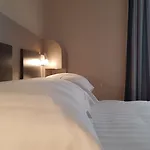 Hotel Brit De Grignan 4*