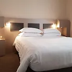 Hotel Brit De Grignan Vichy