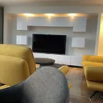 Hotel Brit De Grignan 4*
