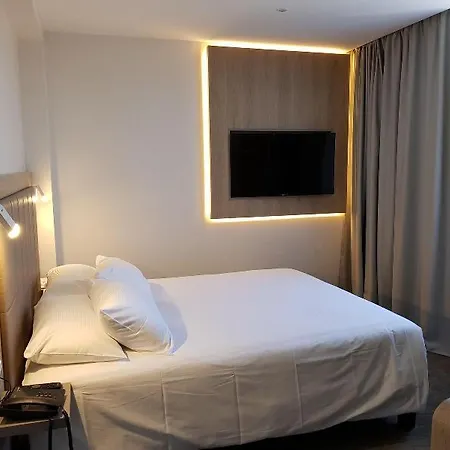 Brit De Grignan 4* Vichy