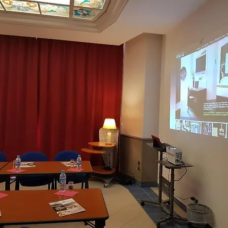 Hotel Brit De Grignan Vichy