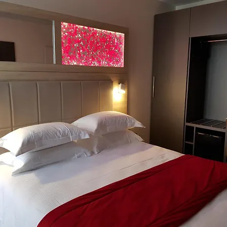 Brit De Grignan 4* Vichy