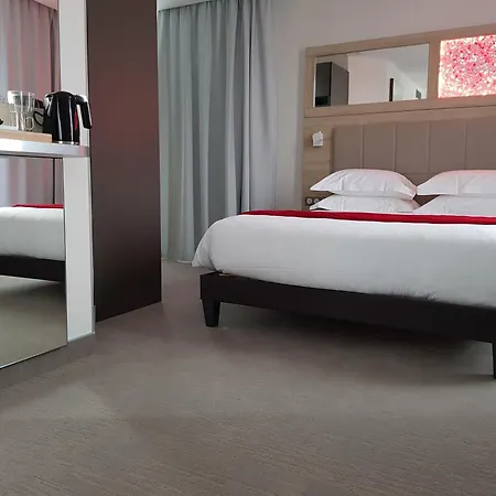 Hotel Brit De Grignan