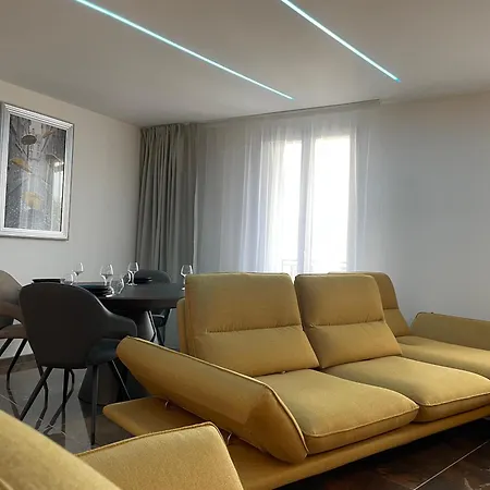 Brit De Grignan 4* Vichy