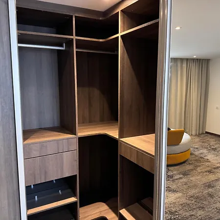 De Grignan Hotel 4*