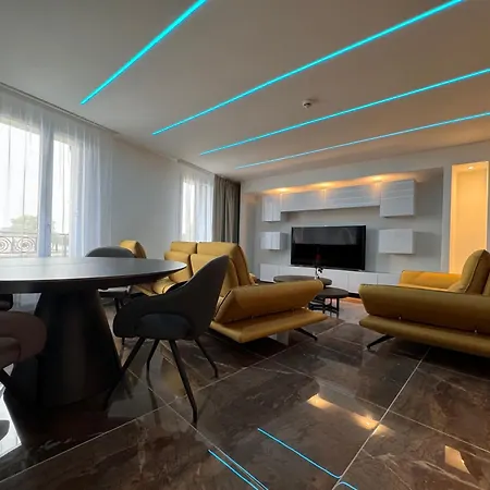 Brit De Grignan 4* Vichy