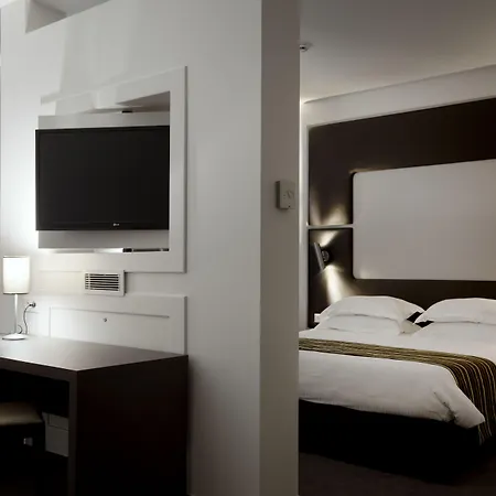 Hotel Brit De Grignan