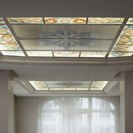 Hotel Brit De Grignan 4*