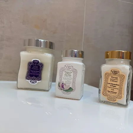 Brit De Grignan Hotel