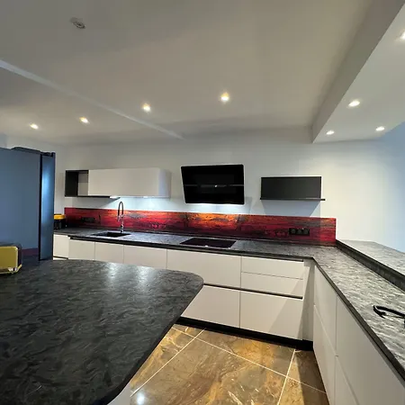 Brit De Grignan 4* Vichy