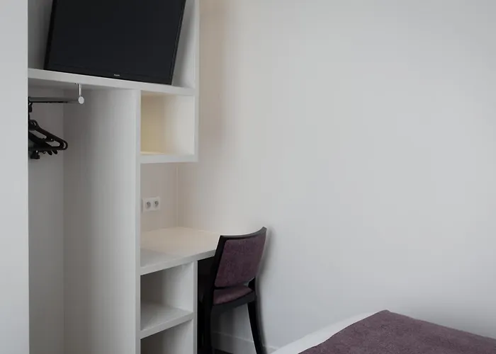 Brit De Grignan Hotel