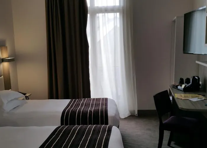 Hotel Brit De Grignan Vichy