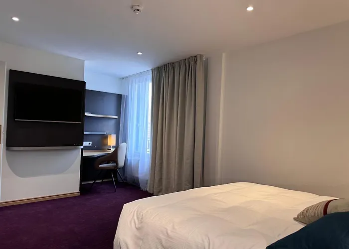 Hotel Brit De Grignan Vichy