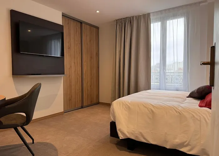 Brit De Grignan Hotel