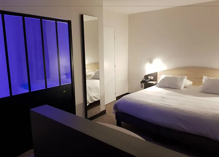 Brit De Grignan Hotel 4*