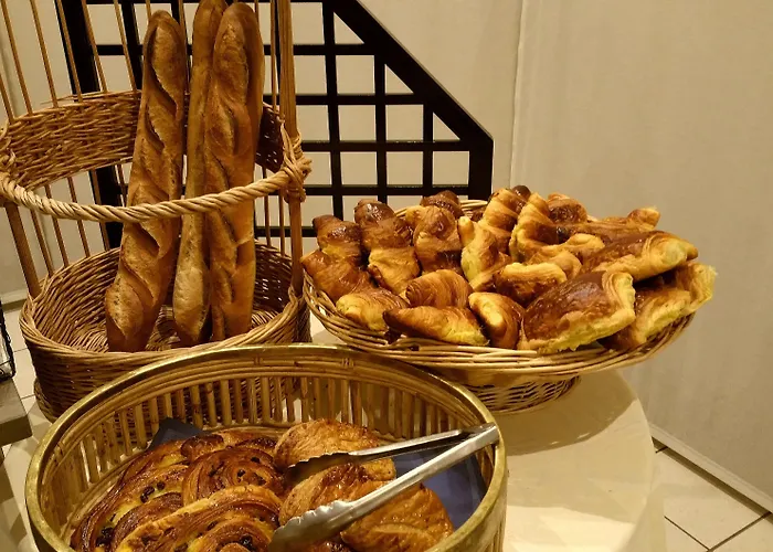 Brit De Grignan Hotel