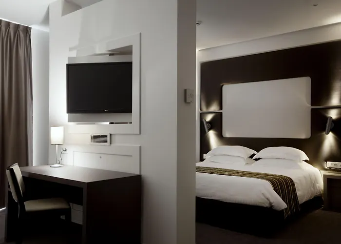 Hotel Brit De Grignan